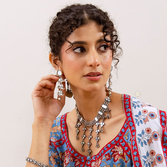 Classic White Glass Necklace