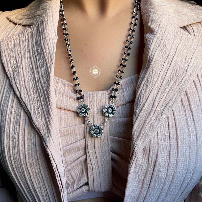 Buy Timeless Floral Mangalsutra Online