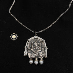 Utsav Ganesha Pearl Necklace
