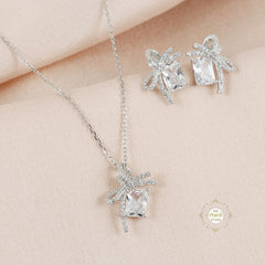 Sparkling SIlver Knot of Promise Necklace with Earring