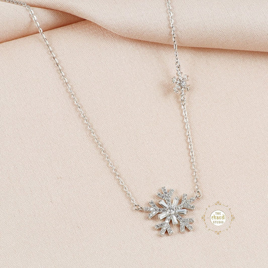 Sparkling Silver Snow-flex Necklace