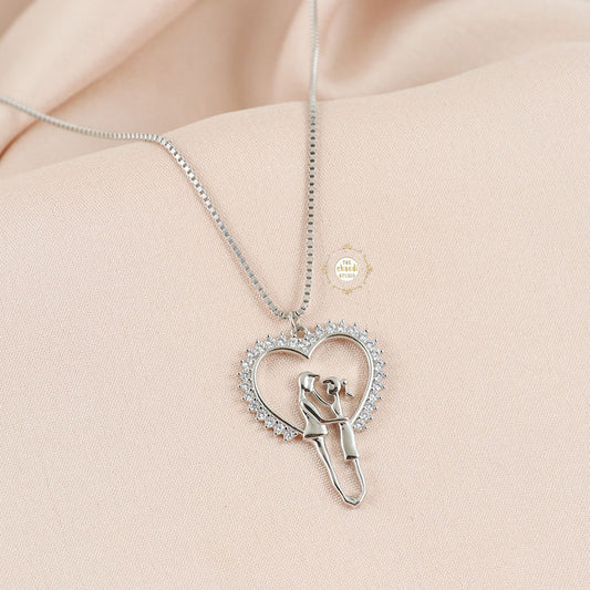 Sparkling Silver Swaying Hearts Necklace