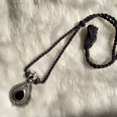 Antique Black Stone Thread Necklace