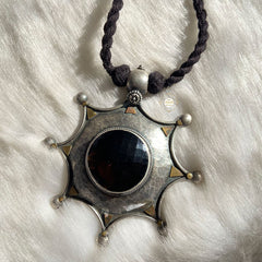 Sitara Thread Necklace