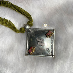 Elephant Glory Thread Necklace