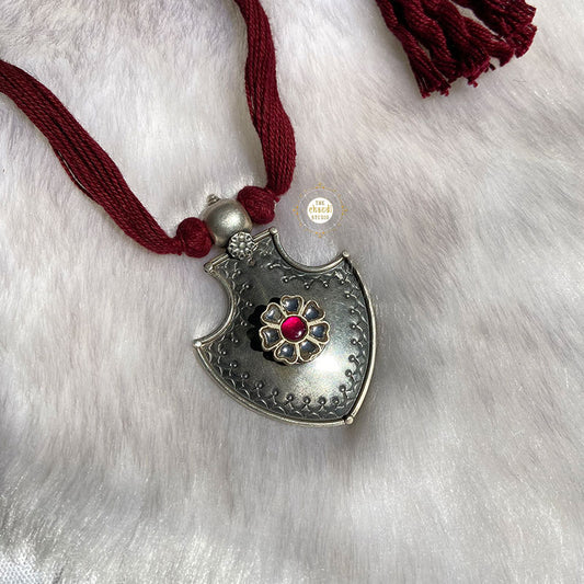 Royal Shield Thread Necklace