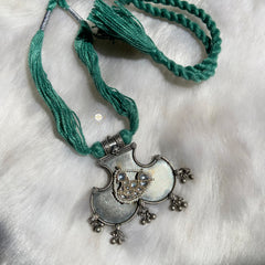 Ruhani Threads Necklace