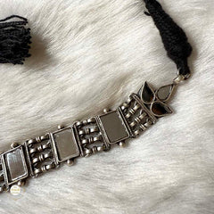 Stone Flower Glass Choker Necklace