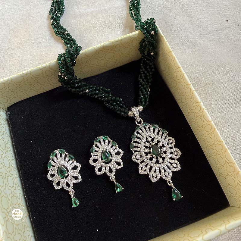 Buy Elegance Necklace with Earring Online