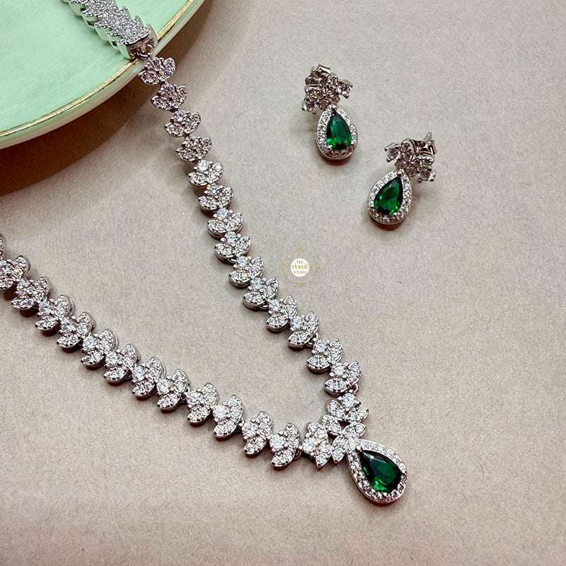 Sparkling Silver Aqua Grace Necklace Set