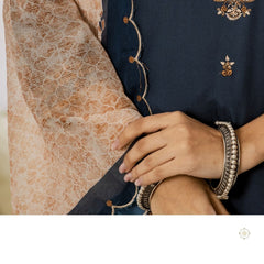 Statement Rawa Bangle (Piece)
