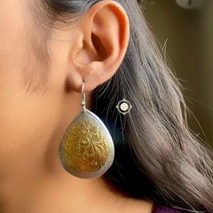 Noor Lightweight Hand Engraved Earring Dual Tone