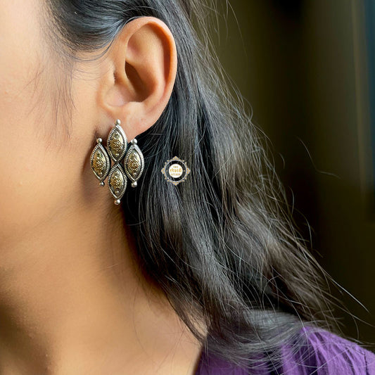 Sadabahar Rawa Studs Dual Tone