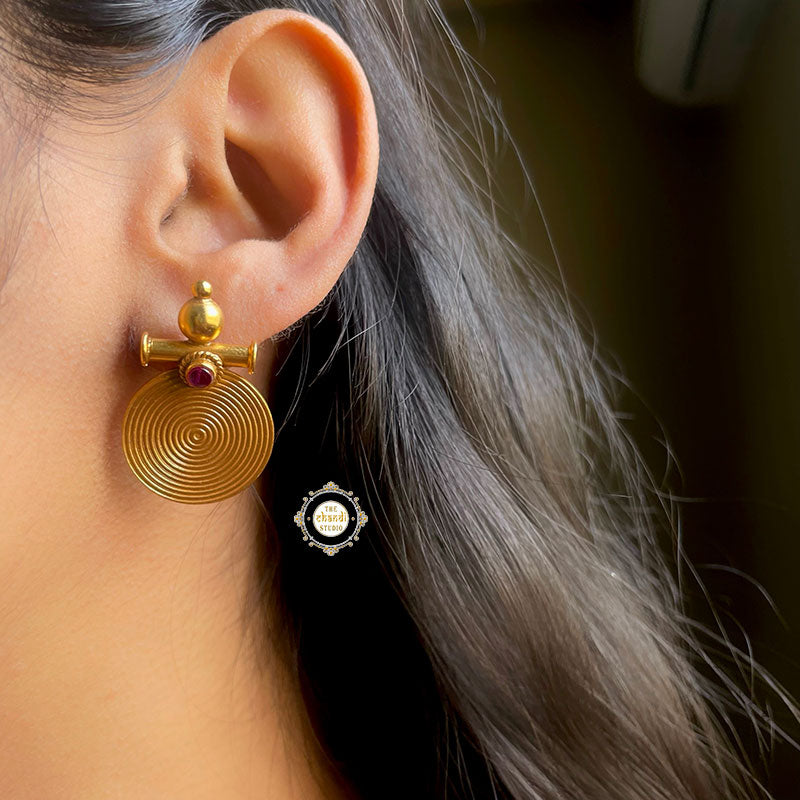 Full Gold Ruby Disc Earring