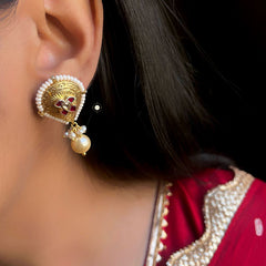 Kundan Pearl Full Gold Earring