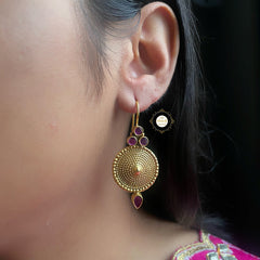 Full Gold Daana Earring