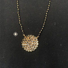 Full Gold Timeless Floral Glass Mangalsutra