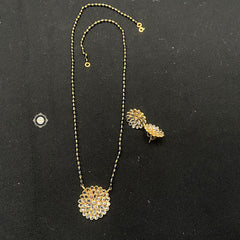 Full Gold Timeless Floral Glass Mangalsutra