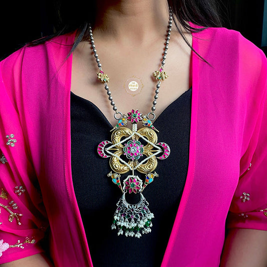 Muhurat Floral Paradise Kundan Necklace Set