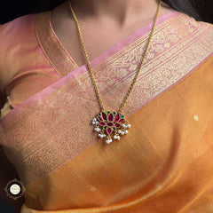 Kundan Rajwada Ruby Lotus Neckalce