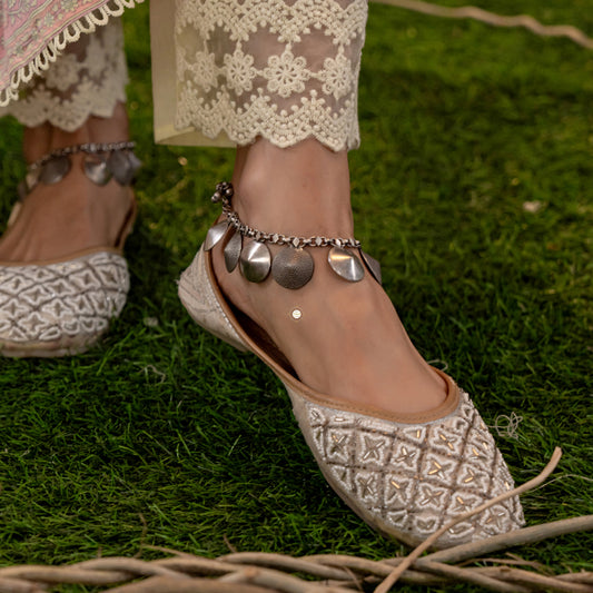 Nazaakat Circle Of Light Anklet