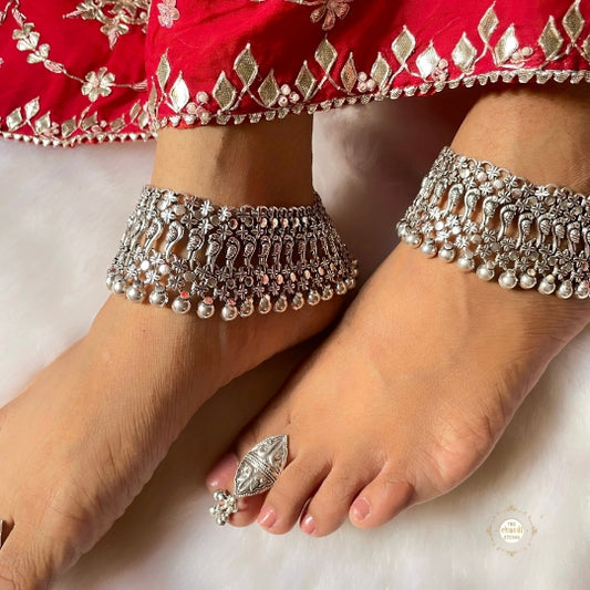 Jashn Parrot Rawa Anklet