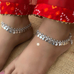 Blooming Petals Anklet