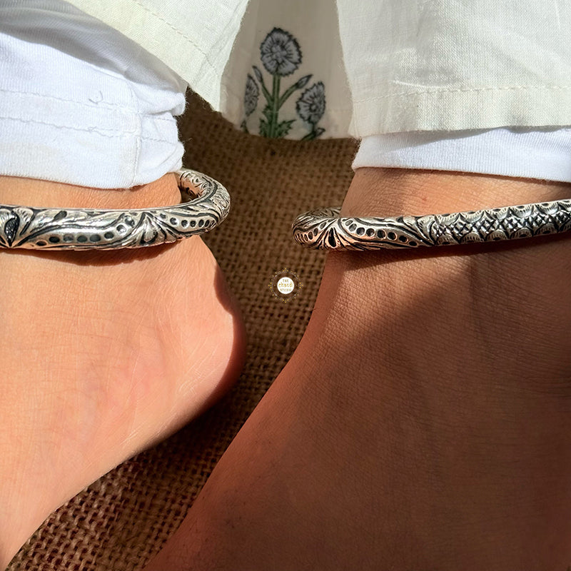 Utsav Chitai Leg Kada