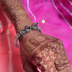 Statement Peacock Kada (Piece)