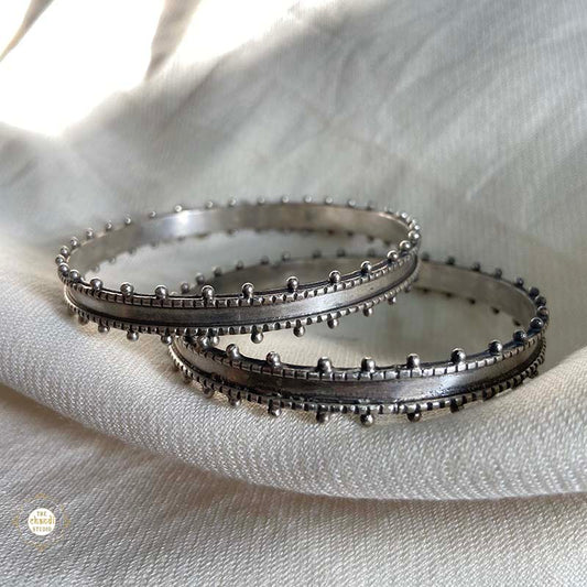 Lustre Line Bangle (Piece)