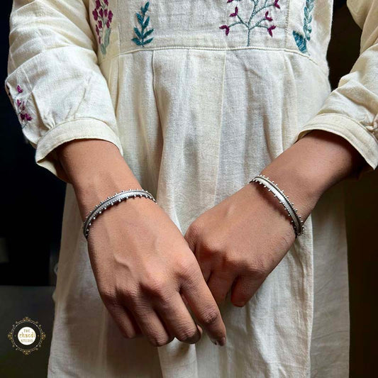 Sterling Silver Unique Heritage Rawa Bangle (Piece)