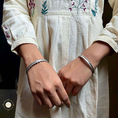 Sterling Silver Unique Heritage Rawa Bangle (Piece)