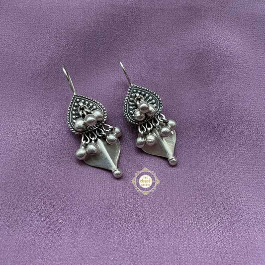 Noor, Paan Ghungroo Earring