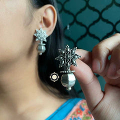 Noor Bloom Sadabahar Earring