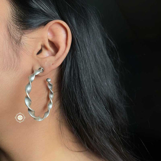 Hoop Earring With A Twist