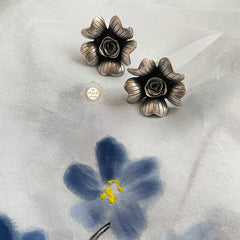 Sweetheart Floral Paradise Everyday Studs