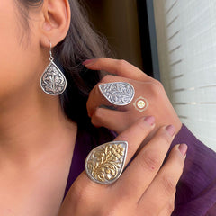 Nazaakat Chitai Earring