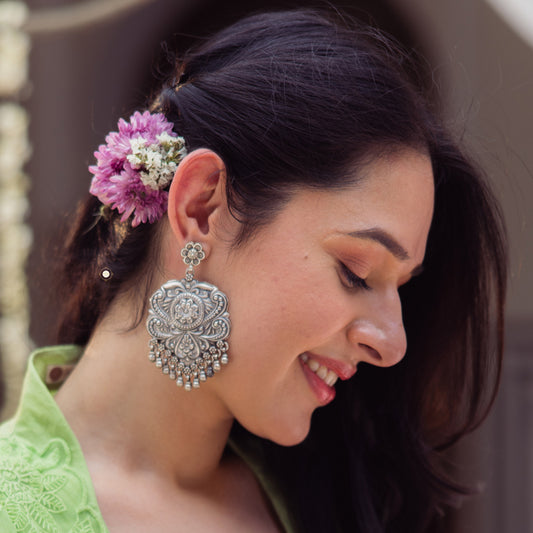 Shahi Engraved Earring