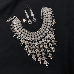 Jashn Dramatic Layered Statement Necklace