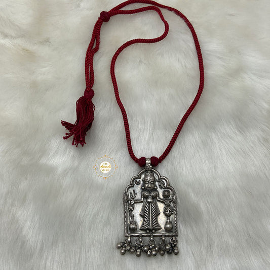 Jharokha Thread Necklace