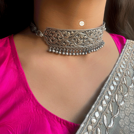 Chitai Thread Necklace