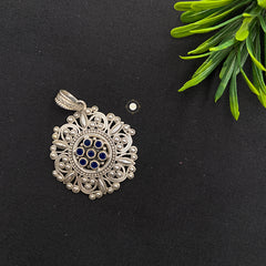 Blooming Floral Stone Pendant