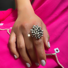 Bestseller Ball Bunch Ring