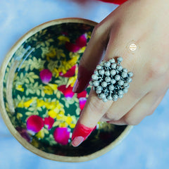 Bestseller Ball Bunch Ring