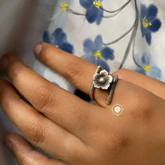 Dilkash Flower Ring