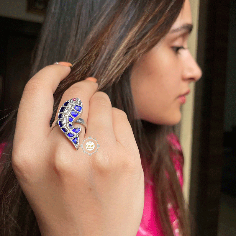 Kundan Delight Fish Ring (Blue)