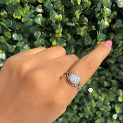 Vintage Vibes Stone Ring