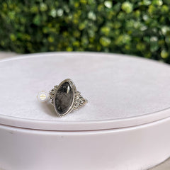 Vintage Vibes Stone Ring