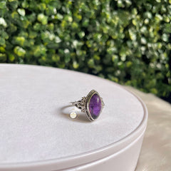 Vintage Vibes Stone Ring