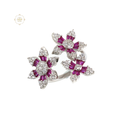 Sparkling Silver Blooming Flower Ring